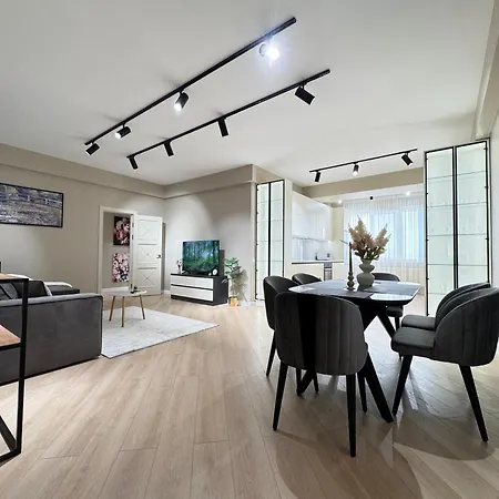 Rentnow New Lux 3 Bedrooms Apartment With Balcony Chişinău Esterno foto