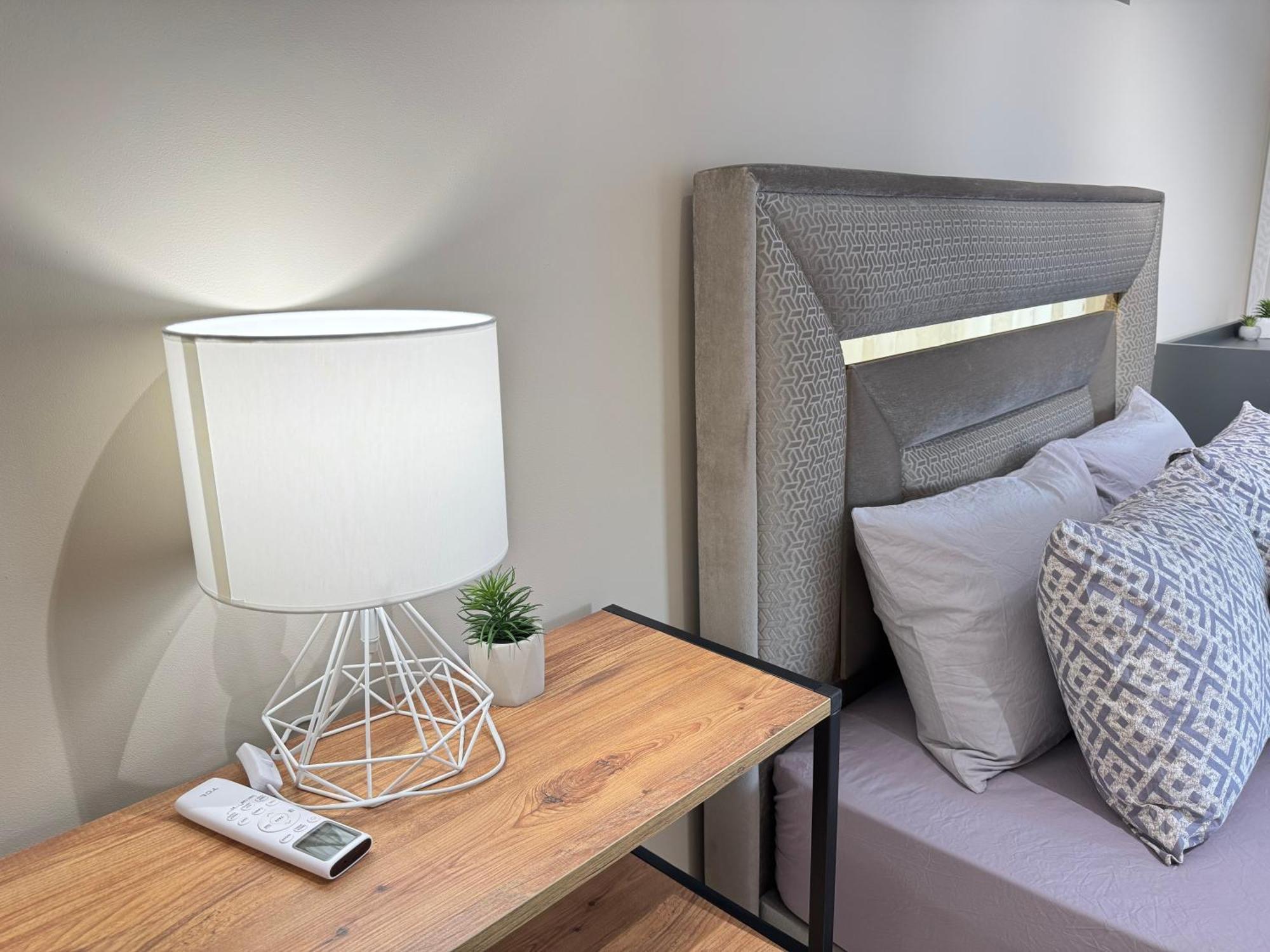 Rentnow New Lux 3 Bedrooms With Balcony Апартаменты