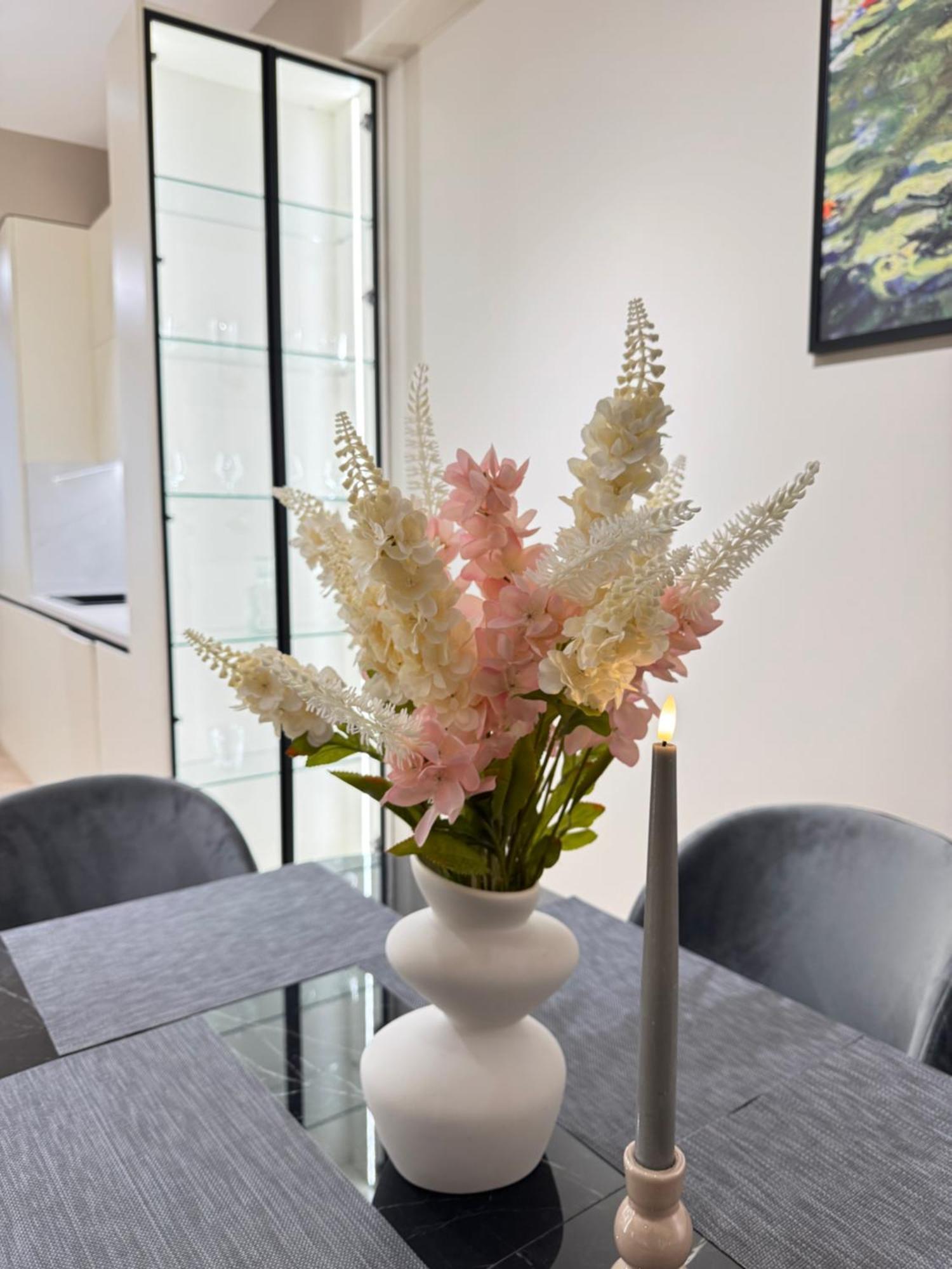 Apartamento Rentnow New Lux 3 Bedrooms With Balcony Chisináu