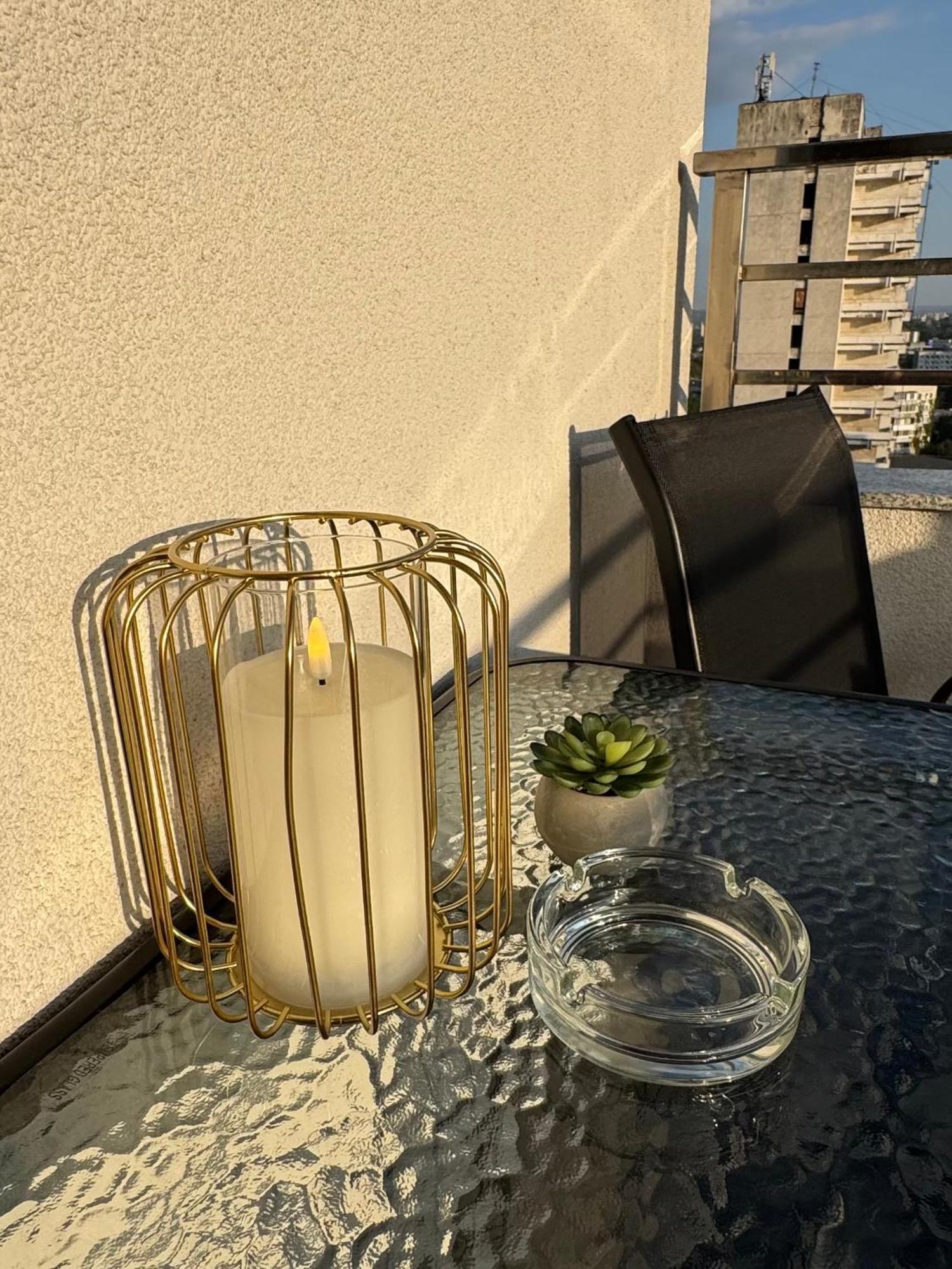 Rentnow New Lux 3 Bedrooms With Balcony Апартаменты *