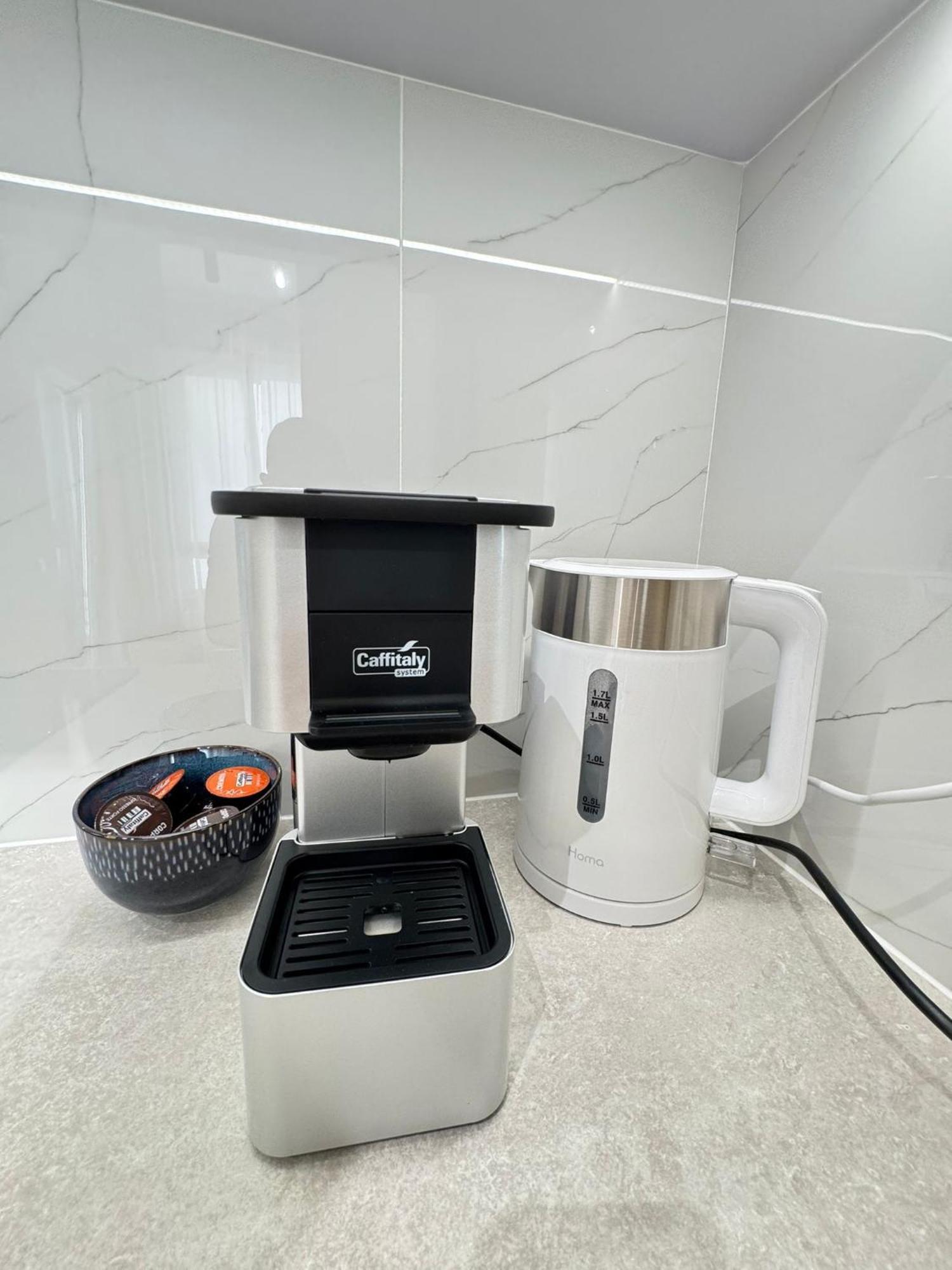 Rentnow New Lux 3 Bedrooms With Balcony Chisináu